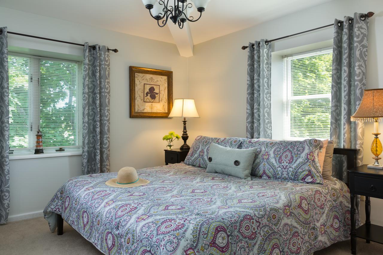 Beech Tree Inn And Cottage นิวพอร์ต ภายนอก รูปภาพ